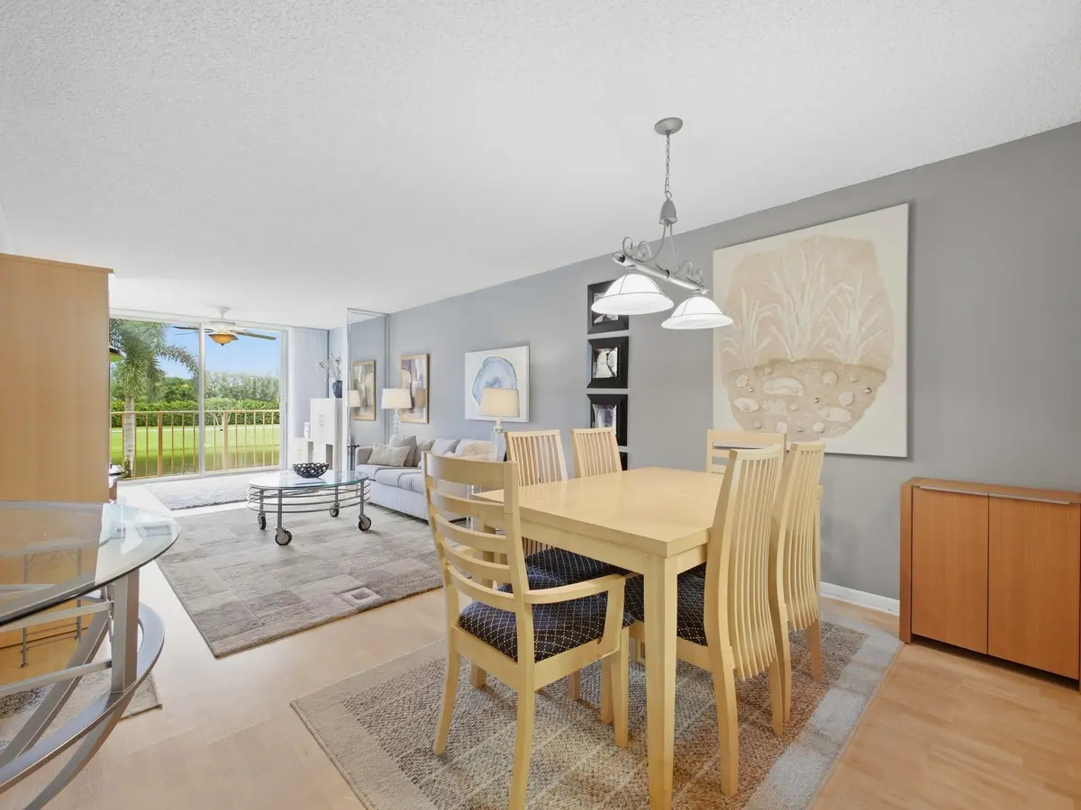 Dining Living at 7145 Huntington Lane 205, Delray Beach