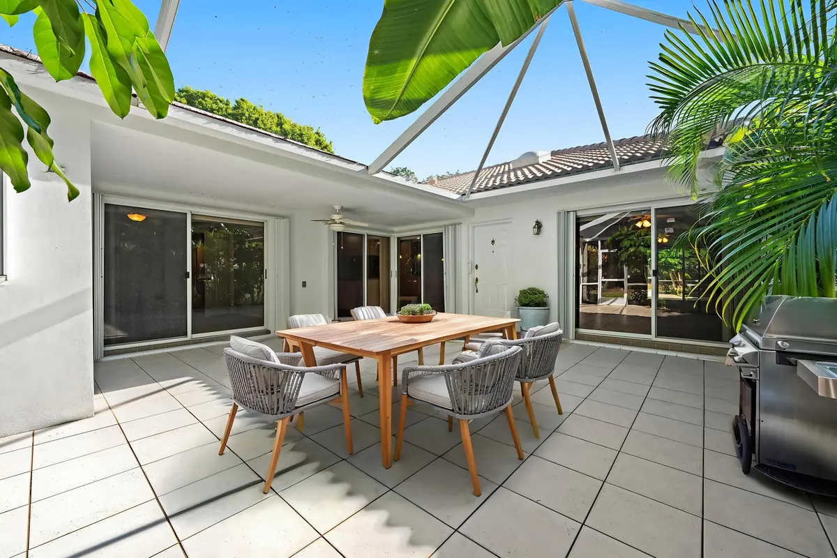 Staged Patio at 8404 CHAPMAN OAK Court, Palm Beach Gardens