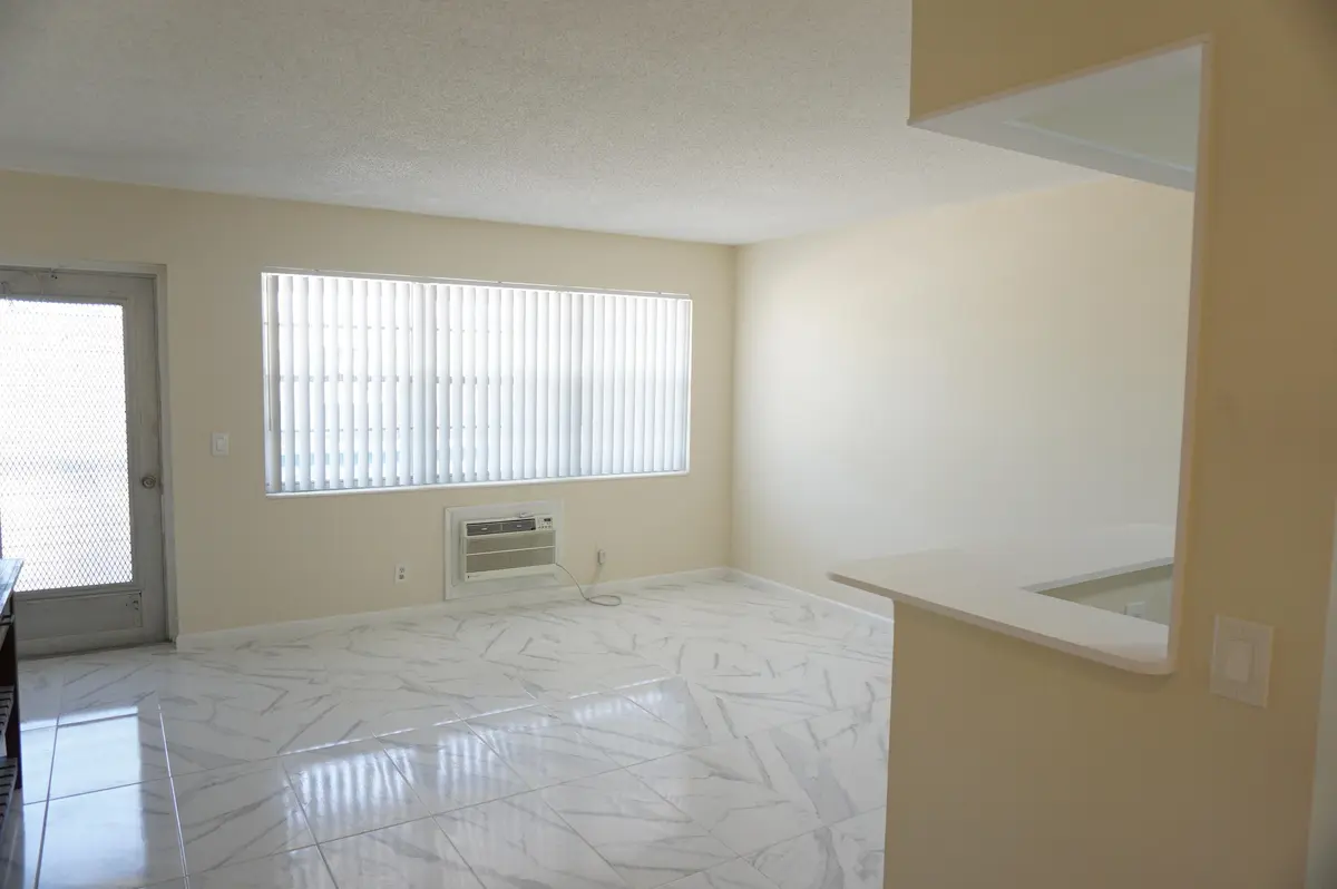 DSC06753 at 33 Windsor B, West Palm Beach
