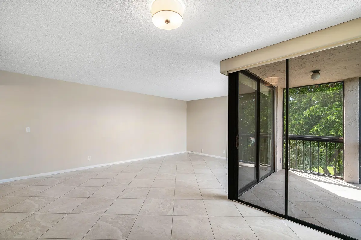 008-2455LindellBoulevard-3411-DelrayBeac at 2455 LINDELL Boulevard 3411, Delray Beach