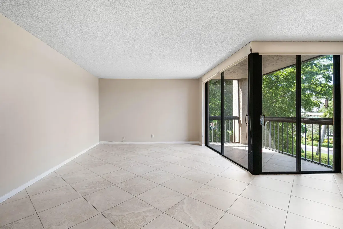 010-2455LindellBoulevard-3411-DelrayBeac at 2455 LINDELL Boulevard 3411, Delray Beach
