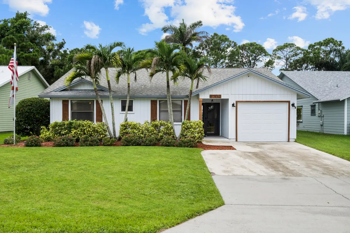 DSC03049 at 6702 SE Raintree Avenue, Stuart