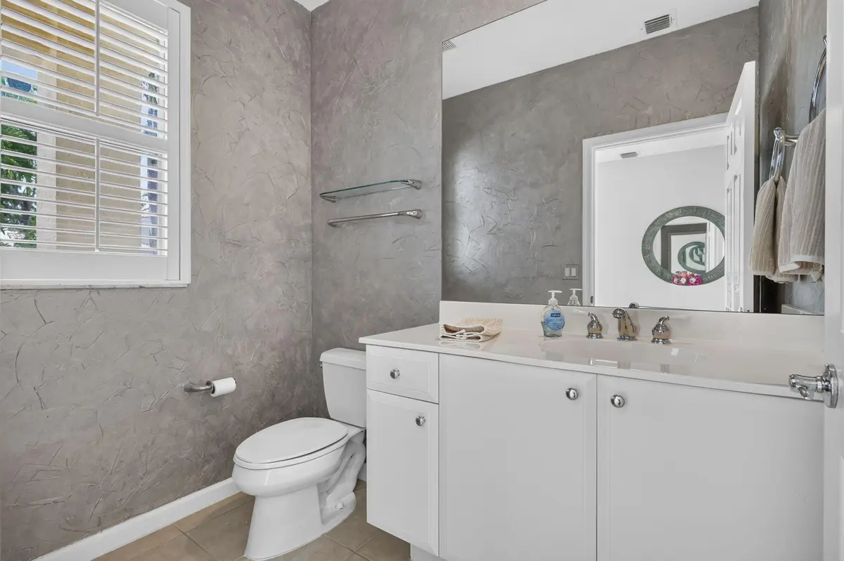 13-web-or-mls-BS1A8340 at 7701 Cardinal Court, West Palm Beach