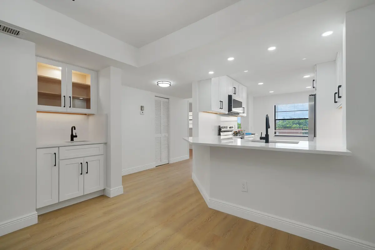 Kitchen at 23345 Carolwood Lane 406, Boca Raton