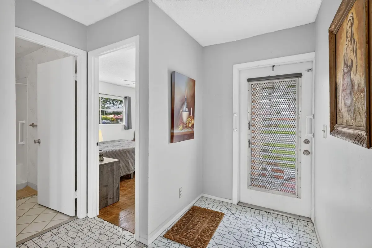 10-web-or-mls-5P1A7494 at 125 LAKE ANNE Drive 125, West Palm Beach