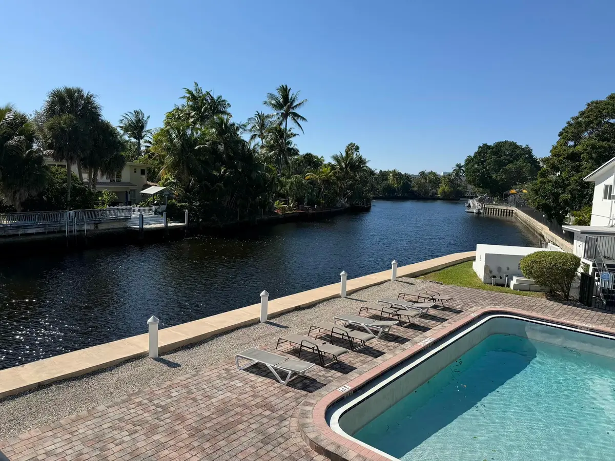 IMG_6307 at 1816 E OAKLAND PARK Boulevard 74, Oakland Park