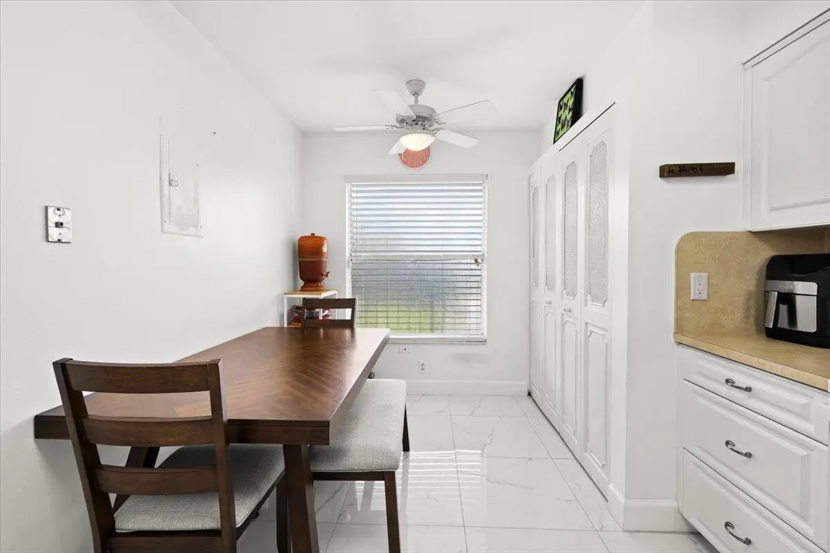 08-424A3705 at 4550 NW 18TH Avenue 406, Deerfield Beach