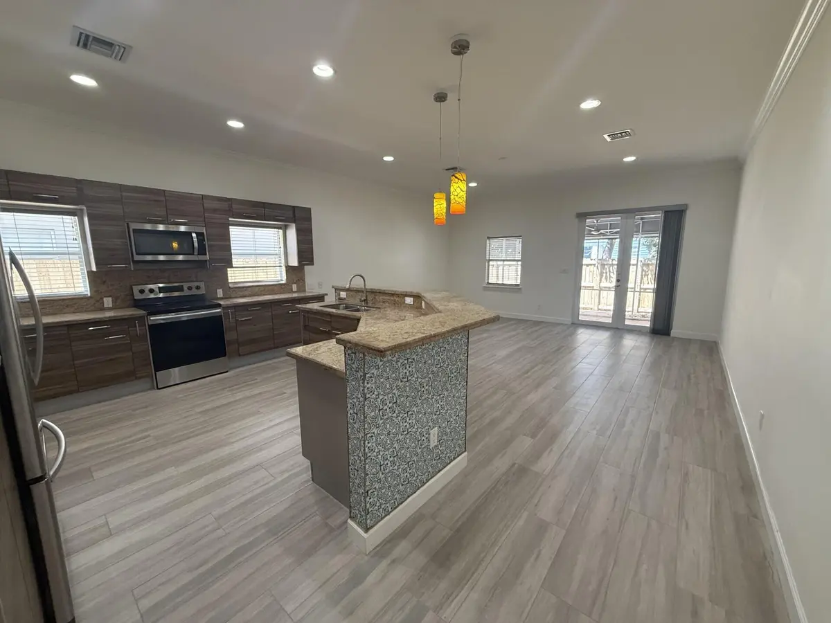 MANSION-06 at 213 SW 11TH Street 213, Fort Lauderdale