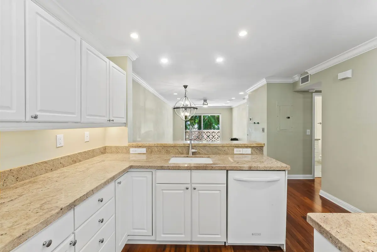Kitchen 3 at 815 Middle River Drive 202, Fort Lauderdale
