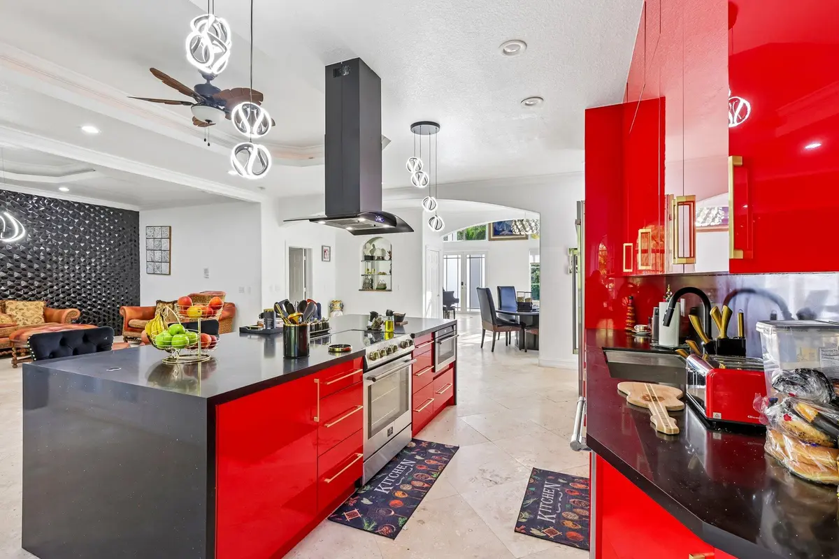 3-web-or-mls-NW 84th Ave-S1609-003 at 6911 NW 84TH Avenue, Parkland