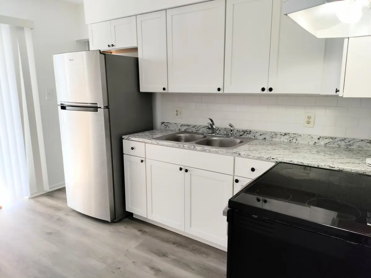 Kitchen at 2760 N Dixie Highway 2, Boca Raton