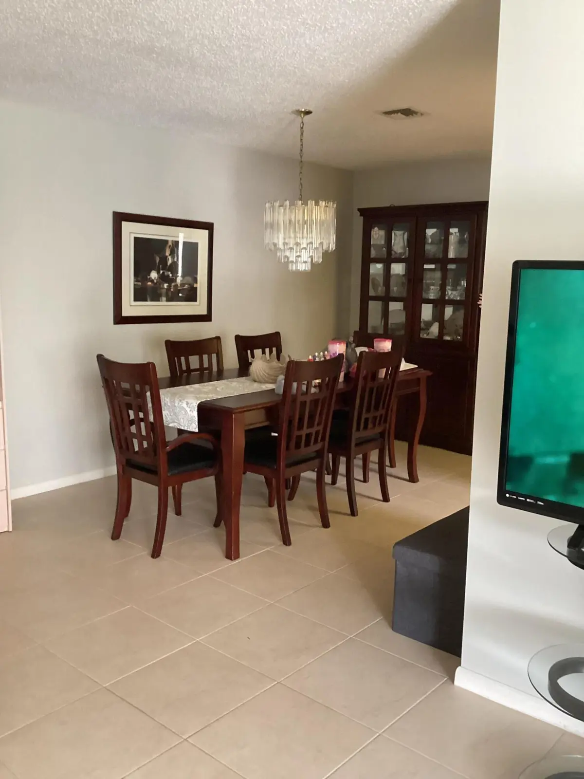 dining area at 1225 S Lakes End Drive A, Fort Pierce