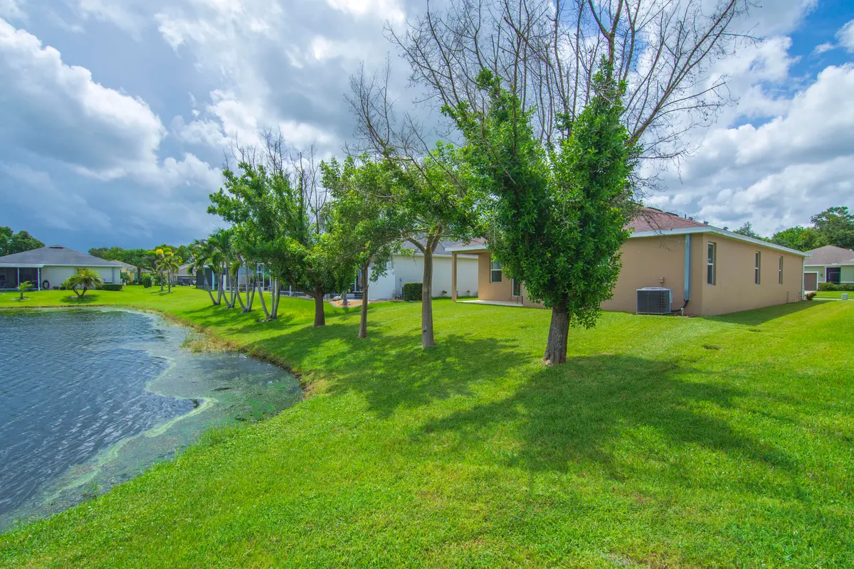 5a at 151 PORT ROYAL Court, Sebastian
