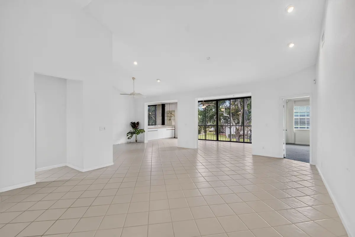 Living area at 11691 Briarwood Circle, Boynton Beach