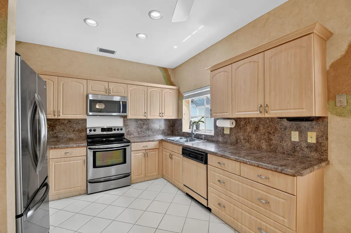 Kitchen at 11691 Briarwood Circle, Boynton Beach
