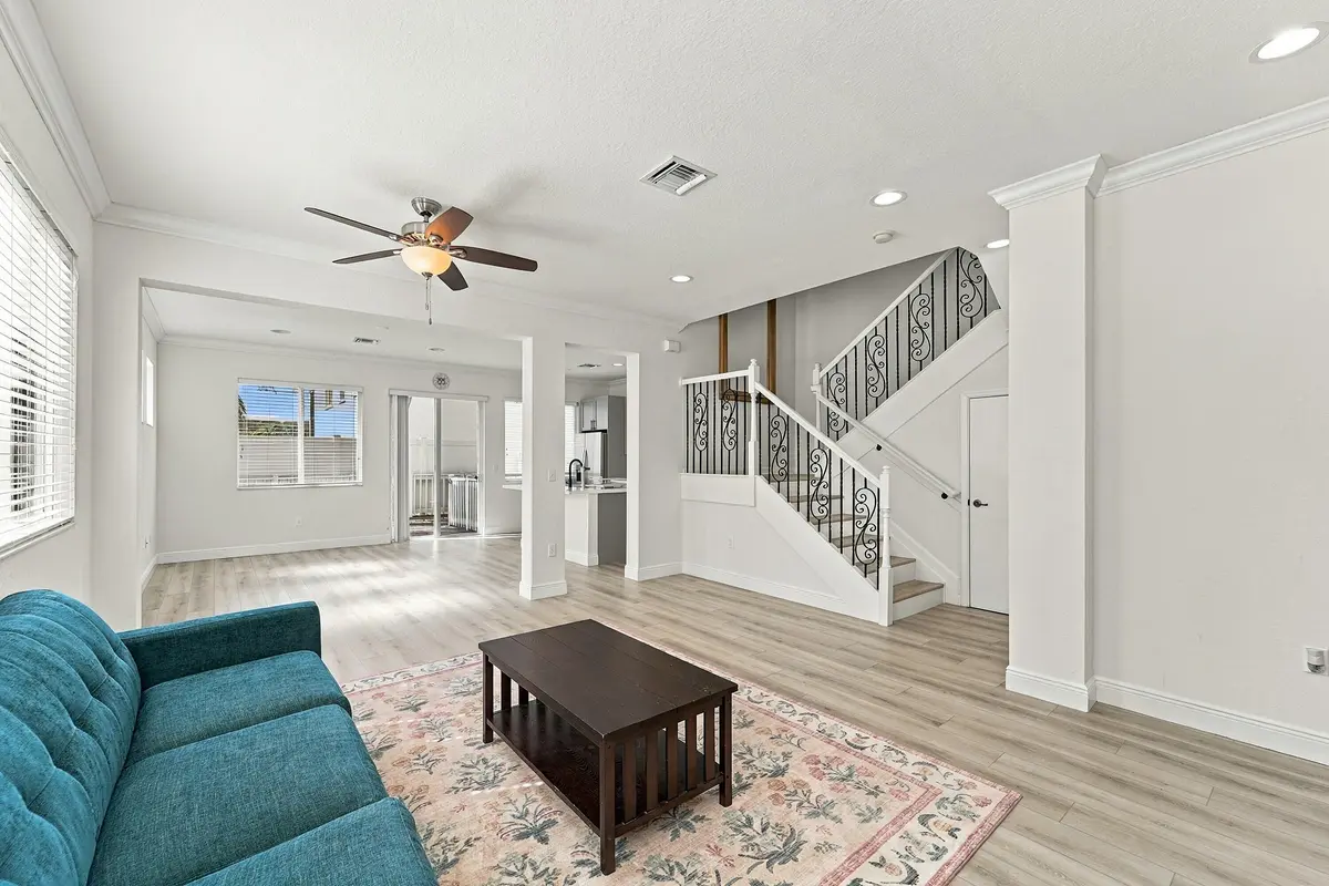 05_dsc01375 at 712 SE 2nd Street, Pompano Beach