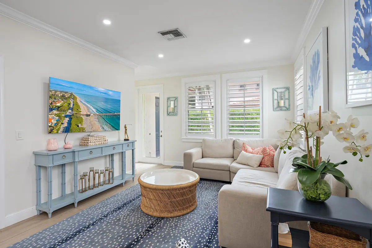 331 October St-5 at 331 October Street, Palm Beach Gardens