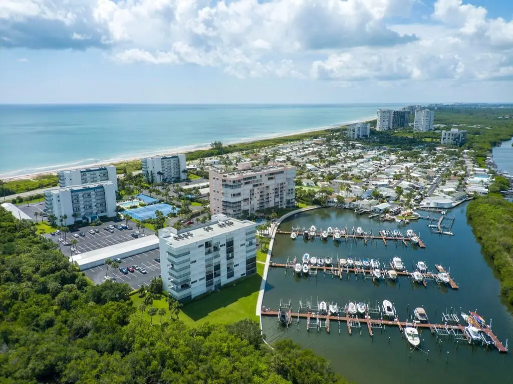 Ocean Harbour North at 5163 N Hwy A1A 820, Hutchinson Island