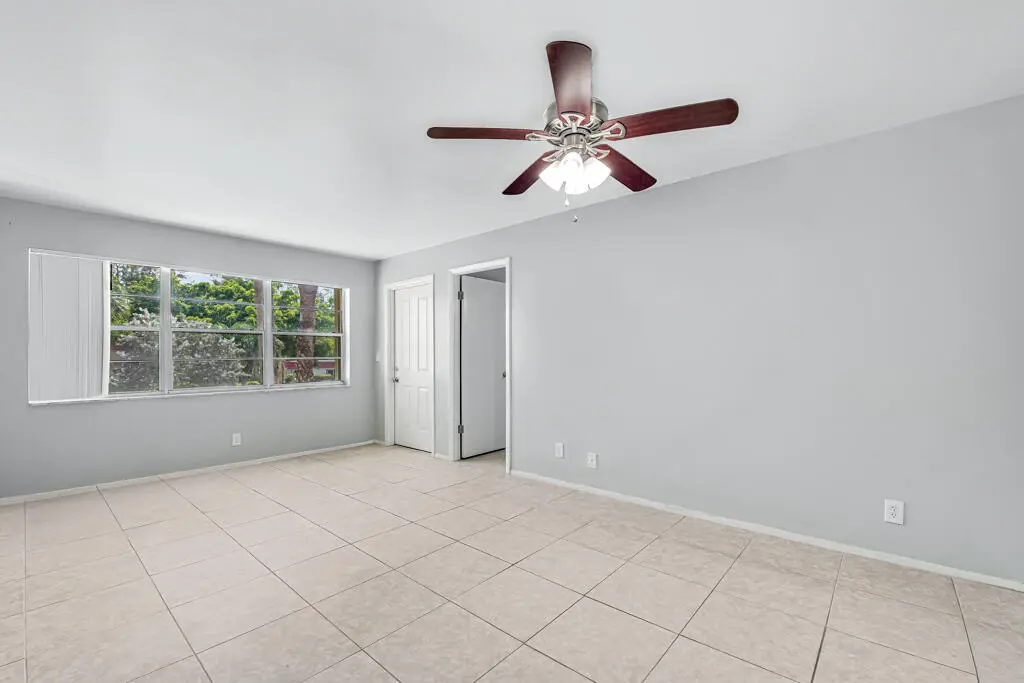 445 LAKE FRANCES Drive 445, West Palm Beach, FL – photo 4