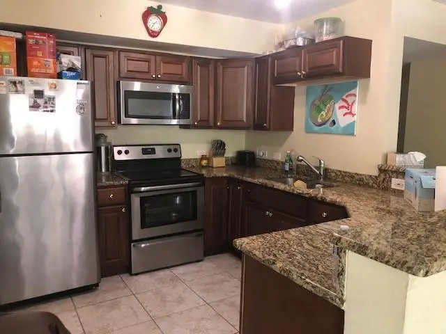 kitchen BB at 201 Villa Circle 201, Boynton Beach