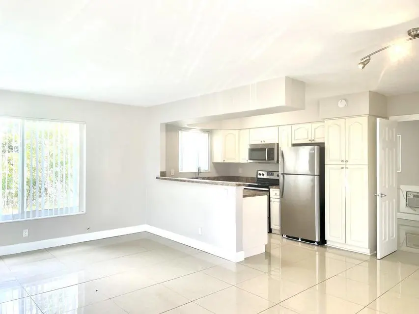 3 - Copy (2) at 431 W CAMINO REAL 19, Boca Raton