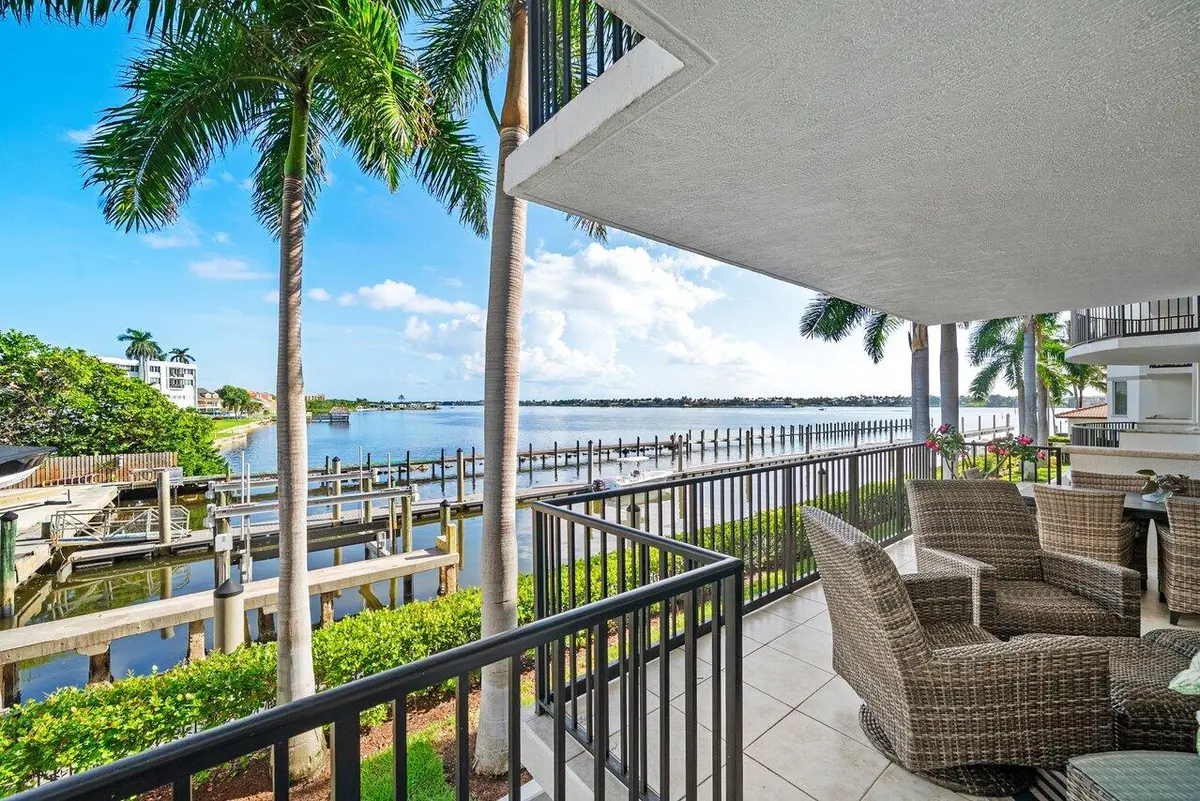 047-2700NFederalHighway-BoyntonBeach-FL- at 2700 N Federal Highway 203, Boynton Beach