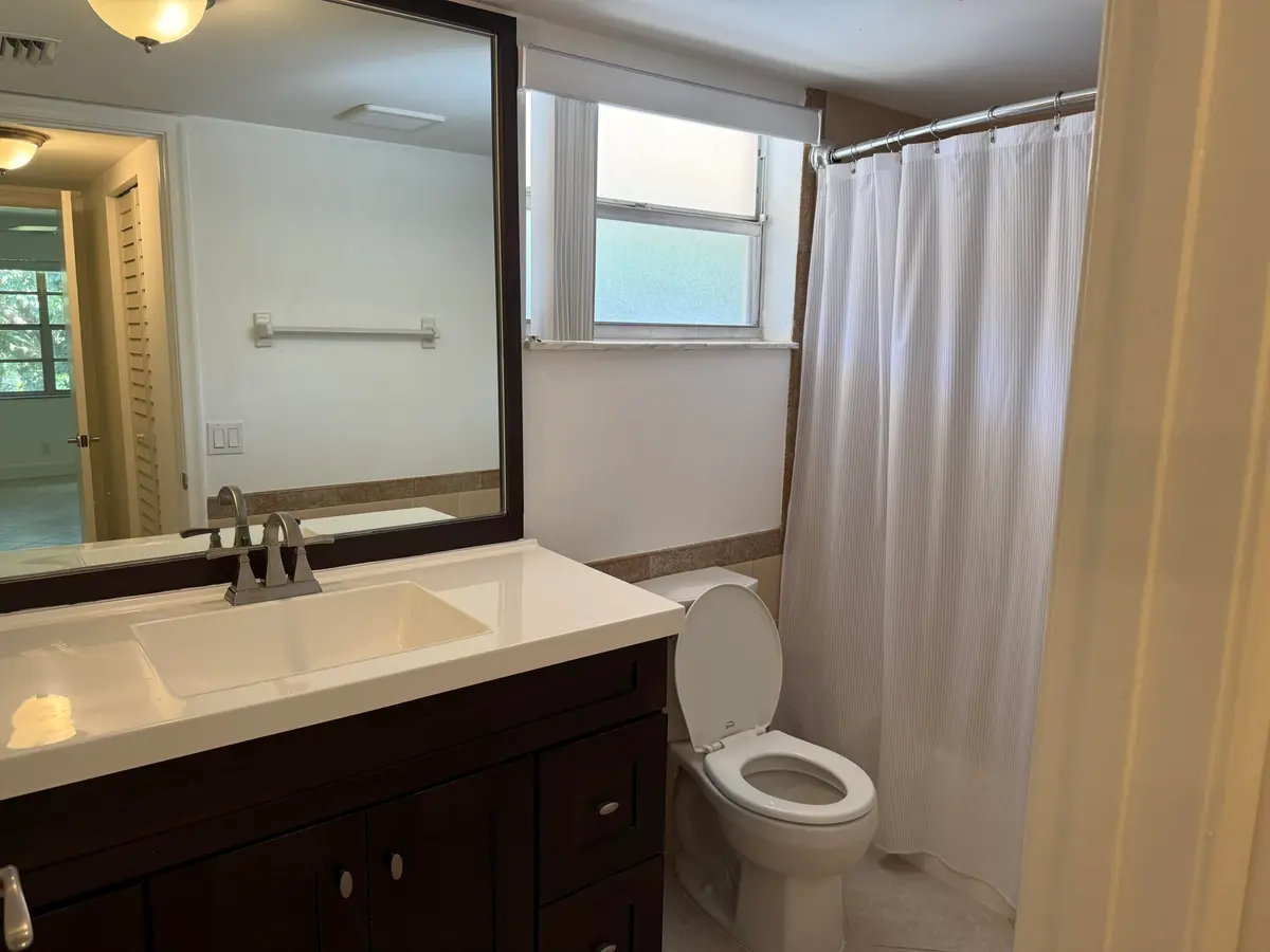 bath at 2755 W Atlantic Avenue 4208, Delray Beach