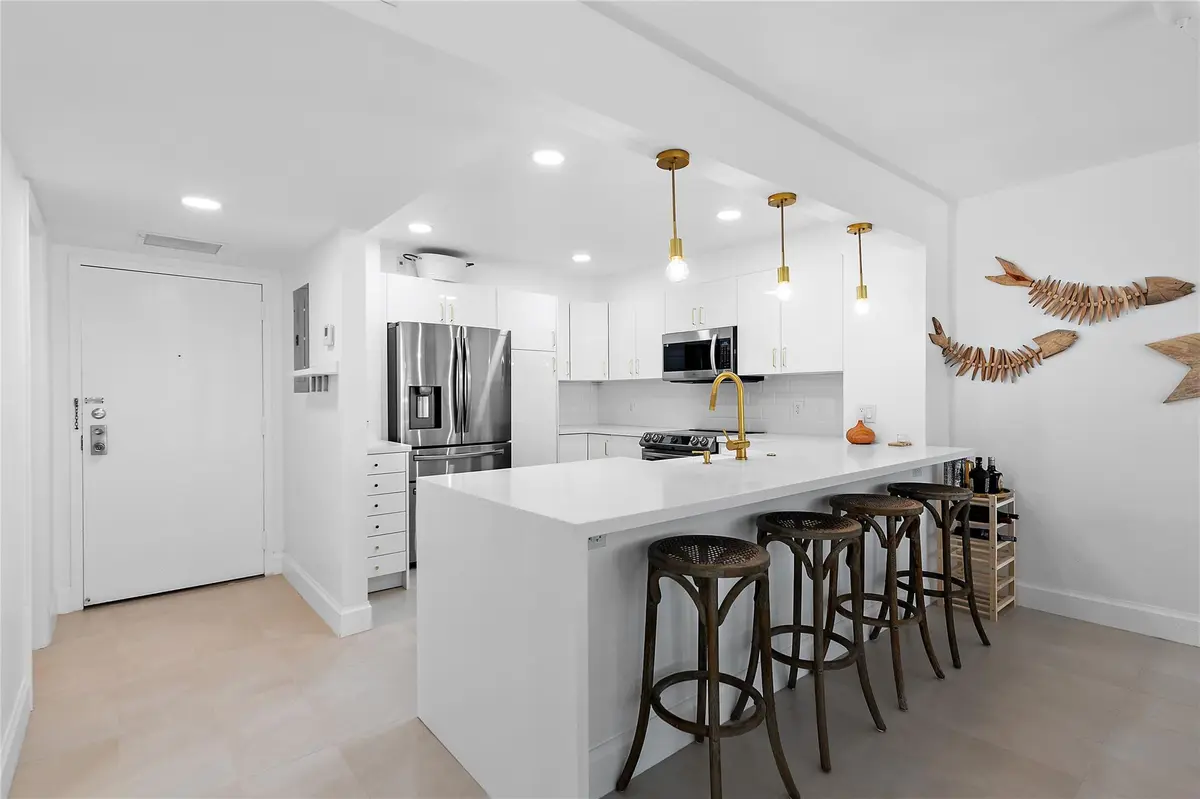 Photo 7 at 3500 GALT OCEAN Drive 604, Fort Lauderdale