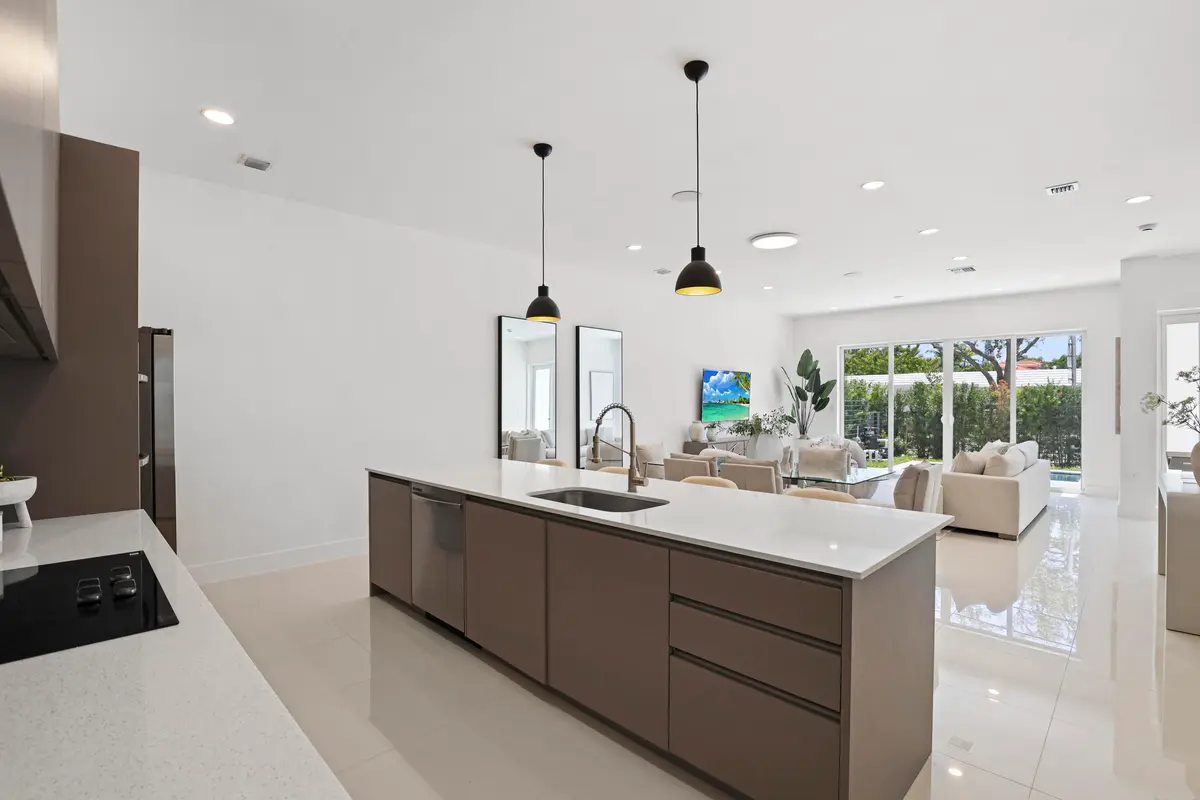 3_1z3a1832 at 1807 NE 13 Street 1807, Fort Lauderdale