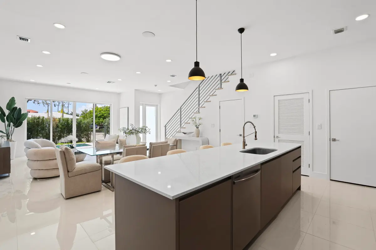 8_1z3a1847 at 1807 NE 13 Street 1807, Fort Lauderdale