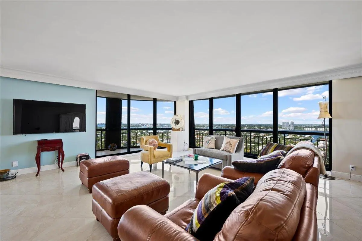 10-LUX_3986 at 4100 N OCEAN Drive 2304, Singer Island