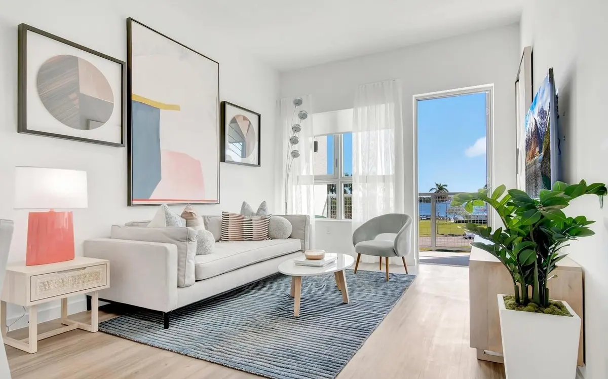 Livingroom at 2121 BROWARD Avenue 229, West Palm Beach