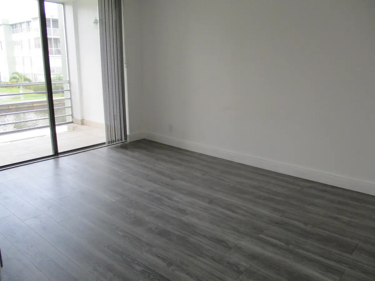 E207 BEDROOM at 2761 TAFT Street 207, Hollywood