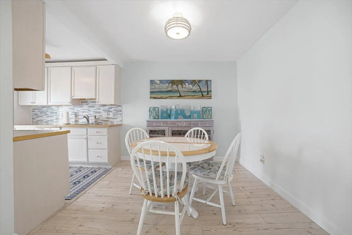 Dining Area at 131 Doolen Court 309, North Palm Beach