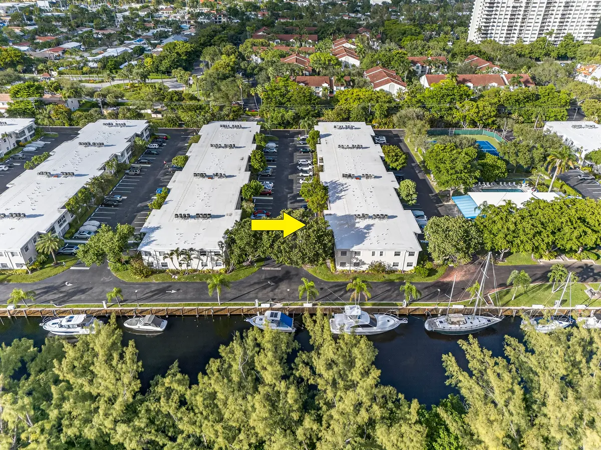 mcclellan-2-arrow at 6417 BAY CLUB Drive 3, Fort Lauderdale