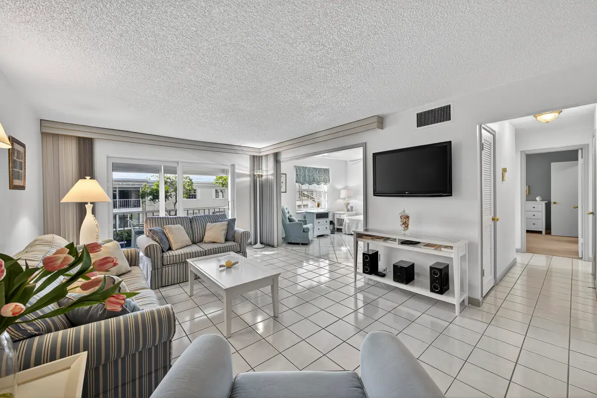 mcclellan-5 at 6417 BAY CLUB Drive 3, Fort Lauderdale