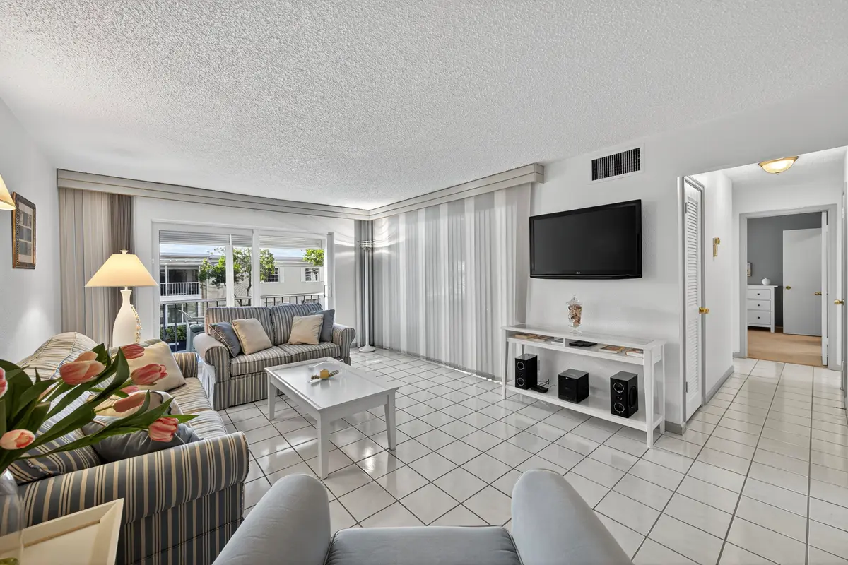 mcclellan-6 at 6417 BAY CLUB Drive 3, Fort Lauderdale