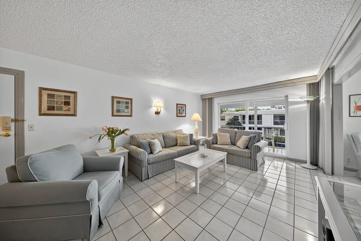 mcclellan-7 at 6417 BAY CLUB Drive 3, Fort Lauderdale
