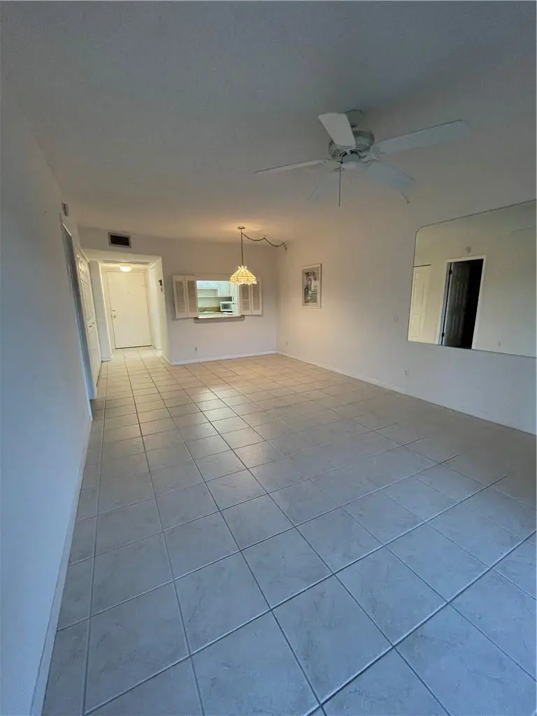 Photo 8 at 9233 SW 8TH Street 220, Boca Raton