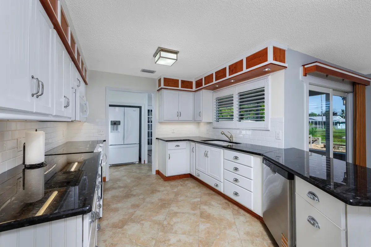 1617 SE North Blackwell Drive, Port St. Lucie, FL – photo 8