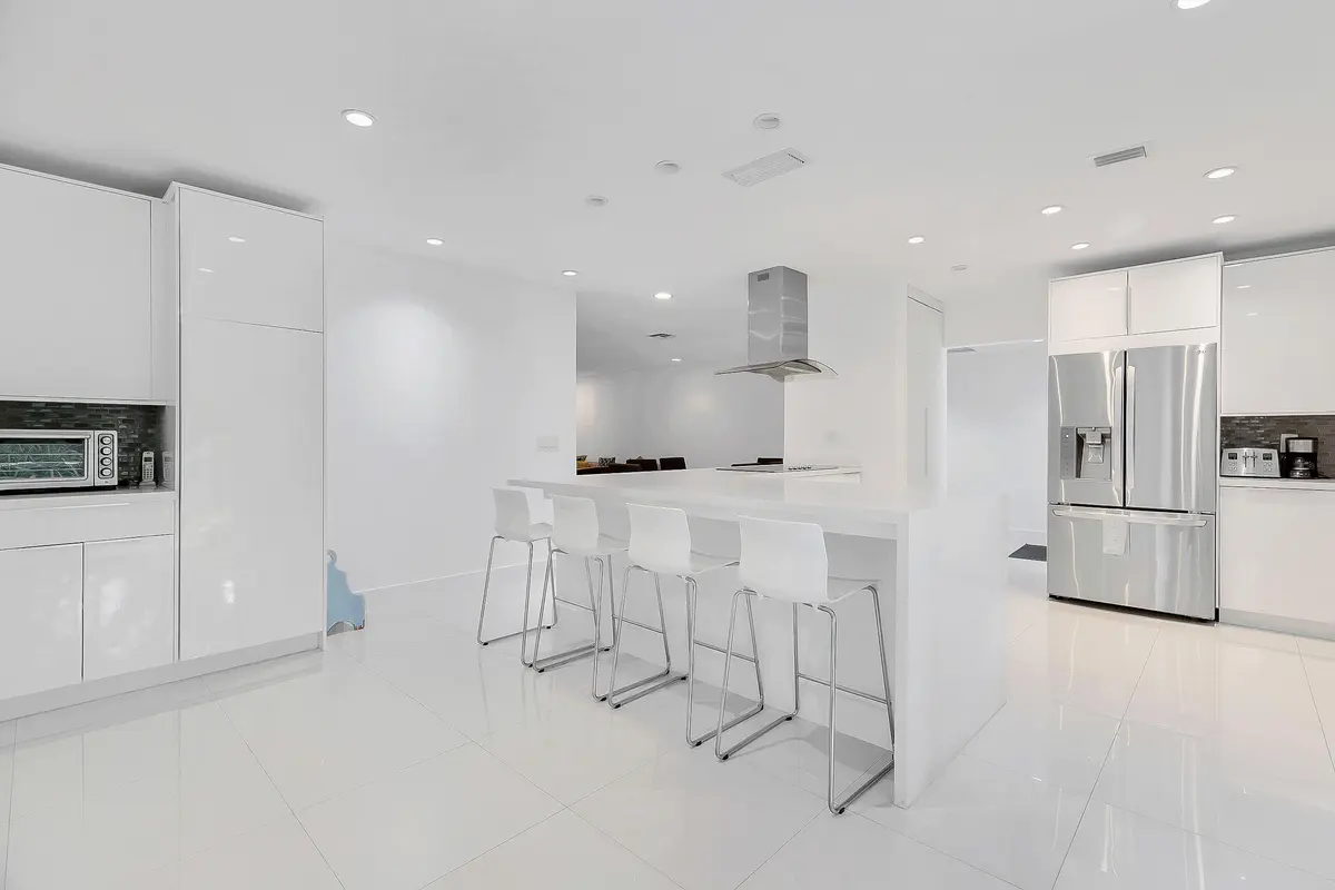 3759OaksClubhouseDr-PompanoBeach,Natalia at 3759 Oaks Clubhouse Drive P7, Pompano Beach