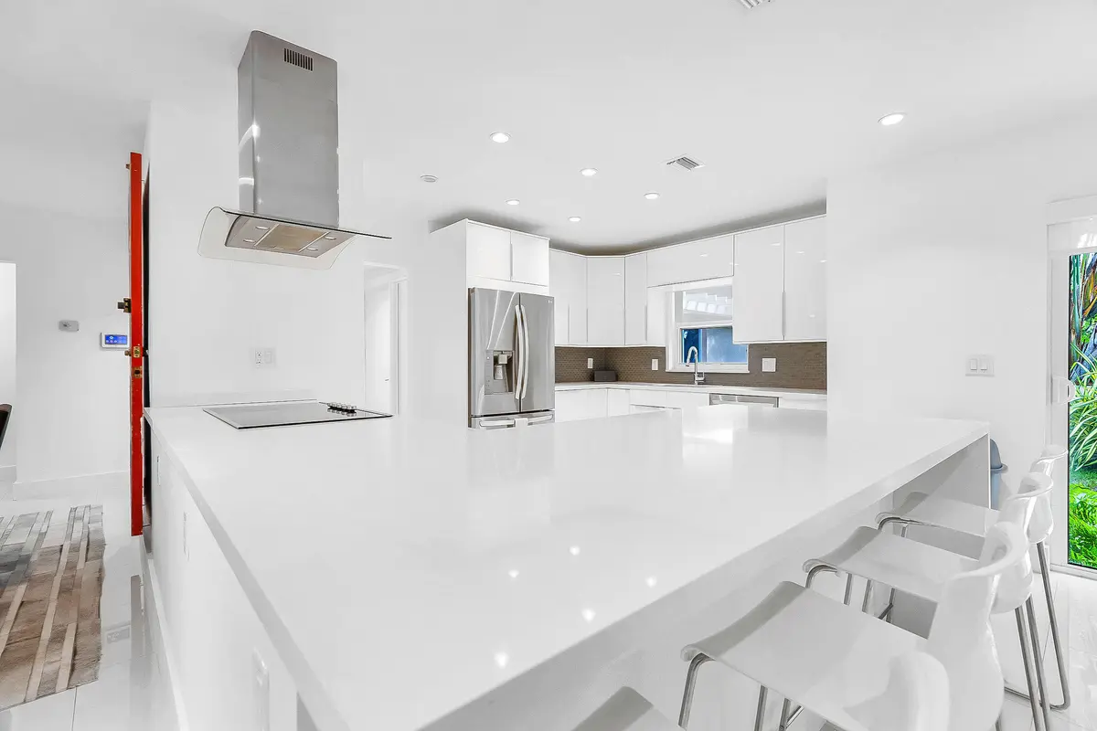 3759OaksClubhouseDr-PompanoBeach,Natalia at 3759 Oaks Clubhouse Drive P7, Pompano Beach