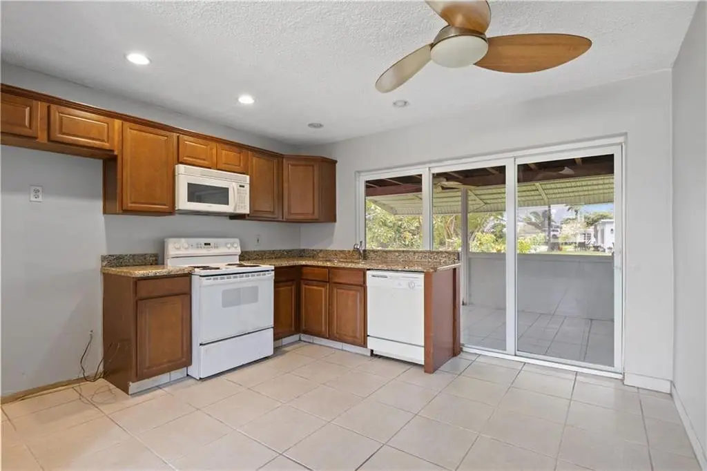 5207 Kitchen at 5207 NW 28TH Avenue, Tamarac