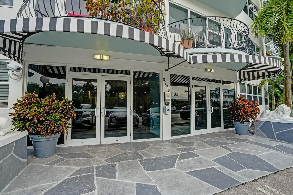 DSC08836 at 3250 NE 28TH Street 306, Fort Lauderdale