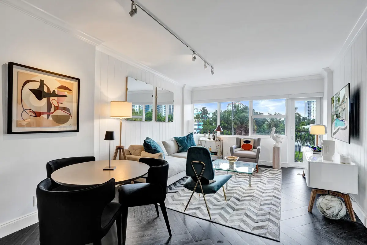 DSC08914 at 3250 NE 28TH Street 306, Fort Lauderdale