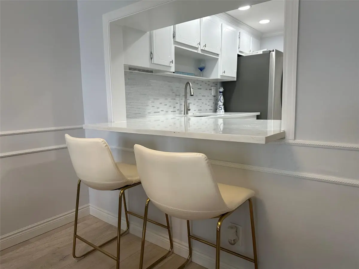 Photo 7 at 336 N BIRCH Road 4C, Fort Lauderdale