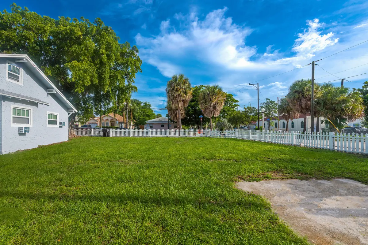 515NSapodillaAve.WPB#5-4 at 515 N SAPODILLA Avenue 5, West Palm Beach