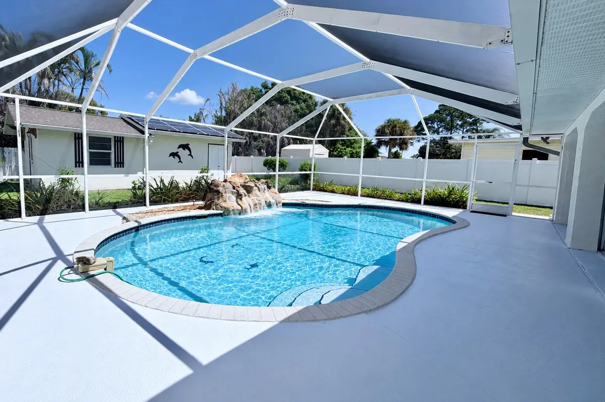 CF069B41-AC5C-4876-9DD1-44C9B6C49559 2 at 249 DOCK Avenue, Sebastian