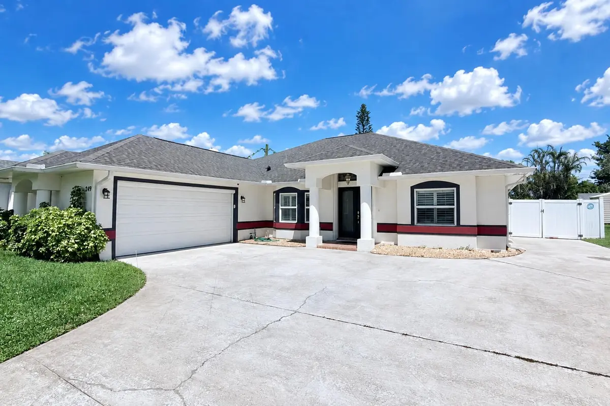 1473E68C-E91C-4CF9-9863-0E5FF8C5F325 2 at 249 DOCK Avenue, Sebastian