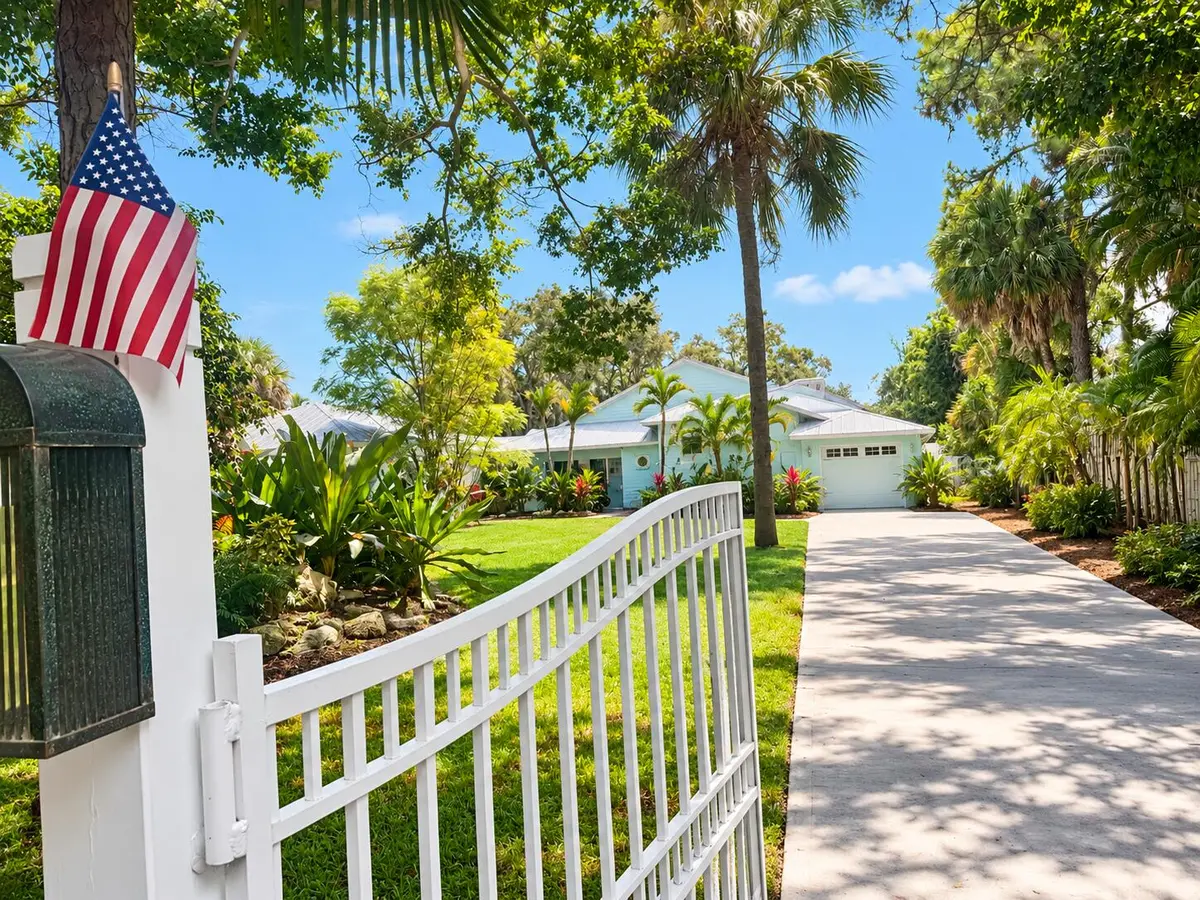 F6026550-7D6B-4C65-B6E2-345D840F56BC at 3679 SW SAINT LUCIE SHORES Drive, Palm City